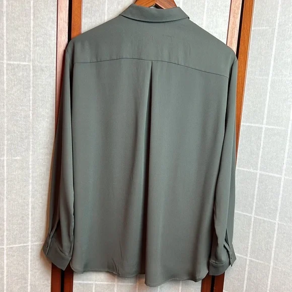 Pleione Tops | Pleione Blouse | Color: Green size M - Picture 3 of 5